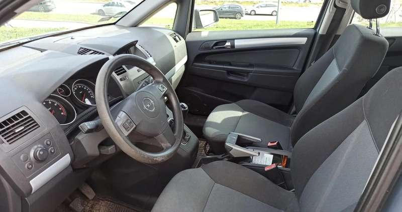 Opel Zafira cena 8900 przebieg: 258000, rok produkcji 2006 z Gdynia małe 154